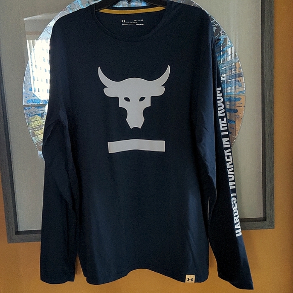 UNDER ARMOUR PROJECT ROCKER TEE - Picture 2 of 8